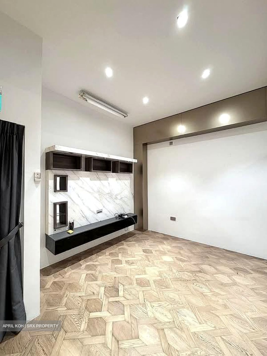 Desker Road Conservation Area (D8), Office #577679531